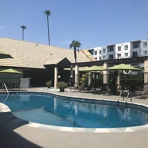 Mikado Hotel Los Ángeles